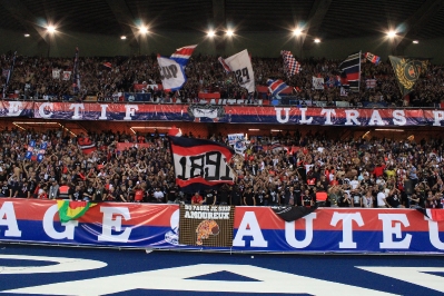(2019-20) Paris SG - Nîmes_3