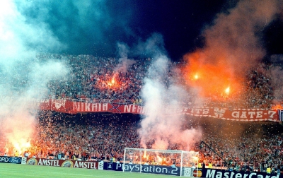 (2001-02) Olympiakos - Manchester United